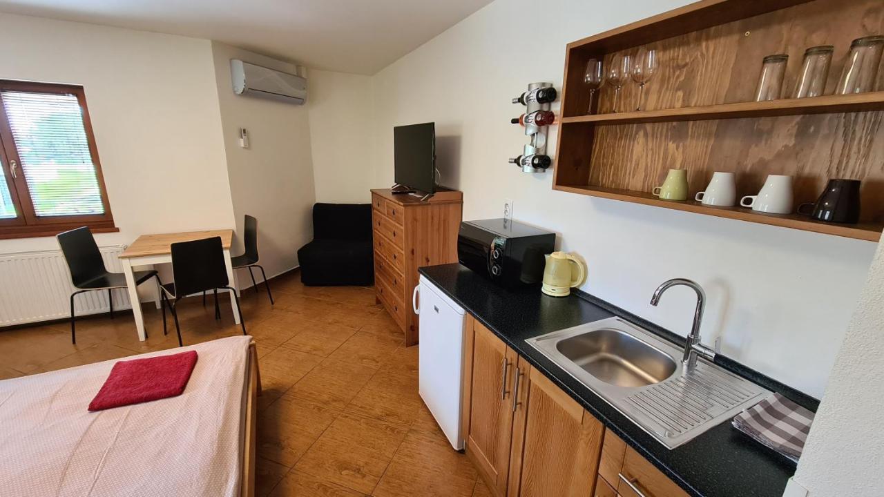Apartmany Turold Микулов Экстерьер фото