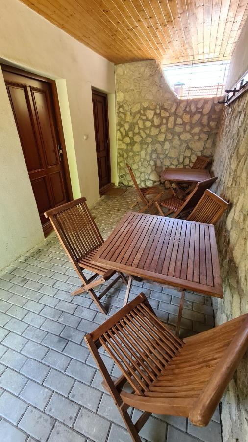 Apartmany Turold Микулов Экстерьер фото