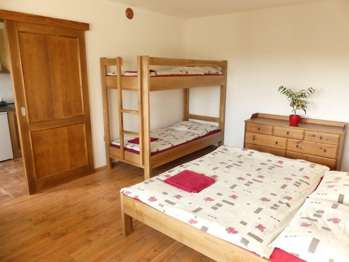 Apartmany Turold Микулов Экстерьер фото